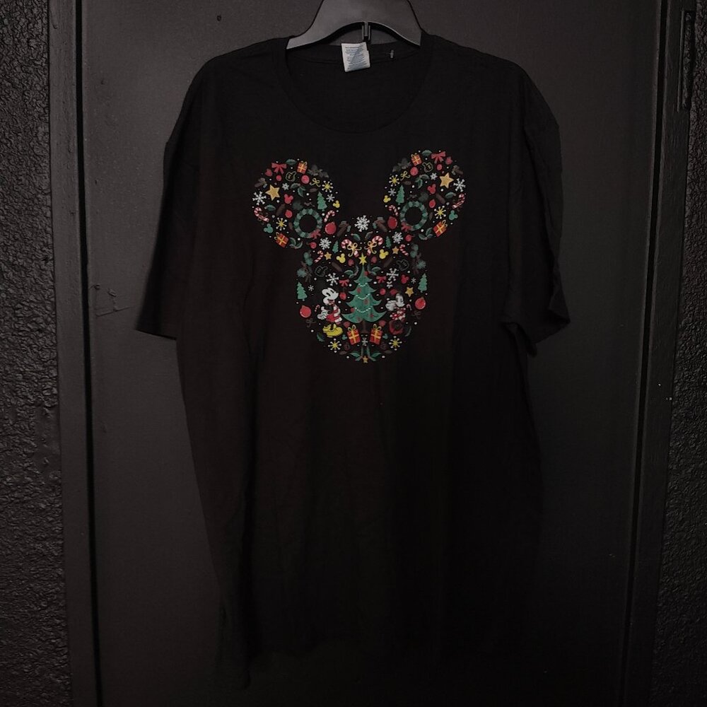 Disney Mickey Mouse Christmas Holiday T-Shirt Black 2XL NWT